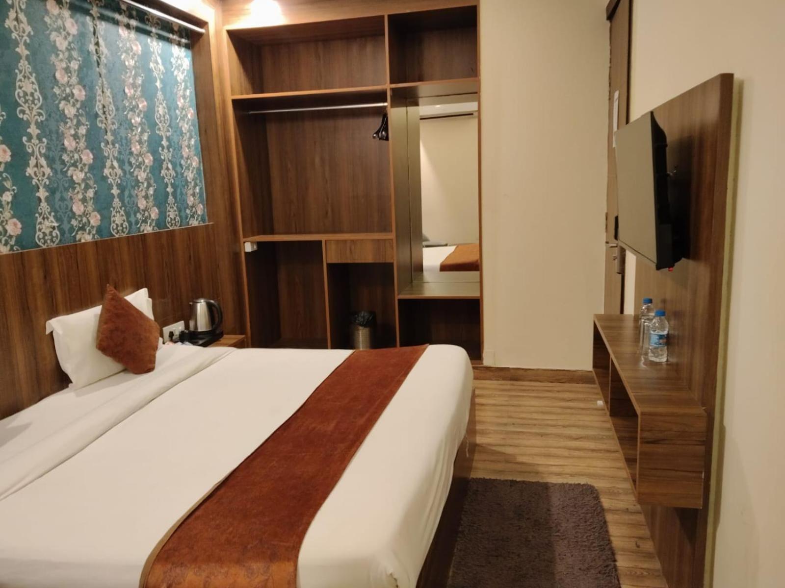 The Grand Ocean Near Igi Airport Hotel New Delhi